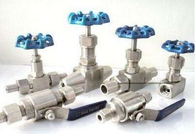 위조된 강철 각 침판 작동 매체 물 기름 천연 가스